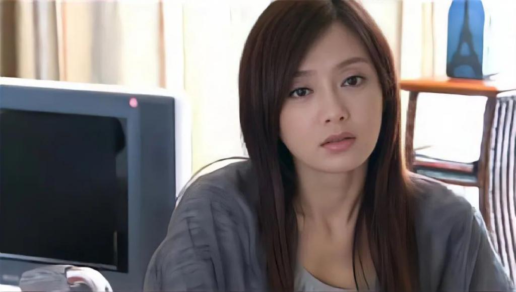 就算是新晋顶流魏大勋，和秦岚在一起也属于高攀