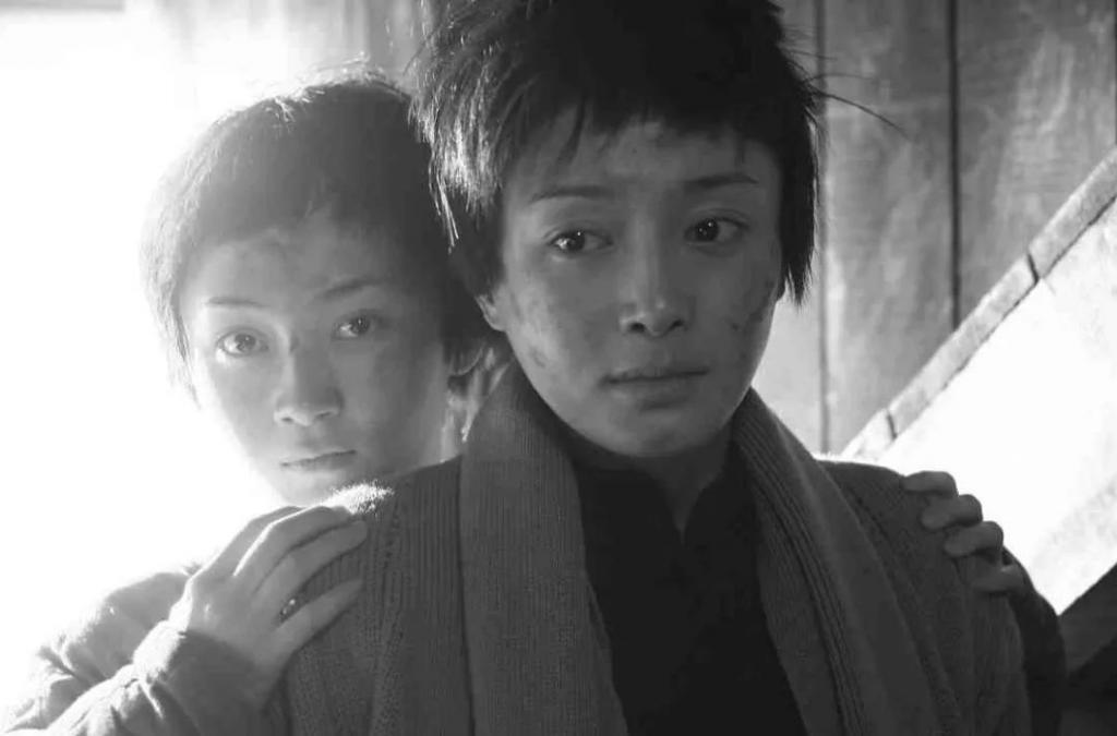 就算是新晋顶流魏大勋，和秦岚在一起也属于高攀