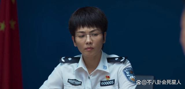 48岁的周迅，45岁的刘涛，同是一线为何口碑天差地别