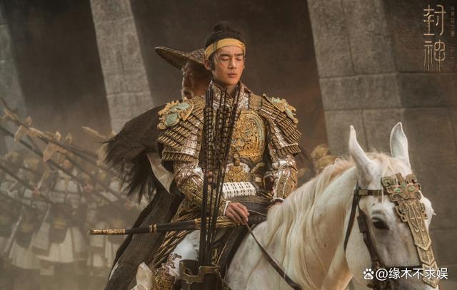 《封神》“姬发”被扒：和女粉撩骚，和85花秘恋