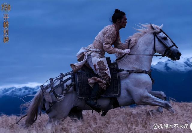 《封神》“姬发”被扒：和女粉撩骚，和85花秘恋