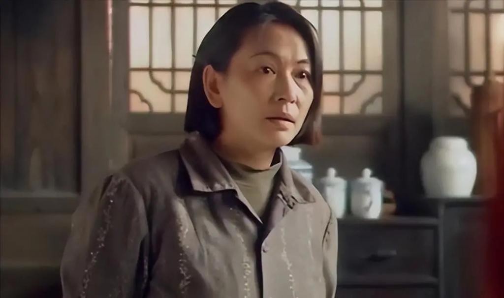 娱乐圈的4对“冷门夫妻”：看似八竿子打不着，太让人意外