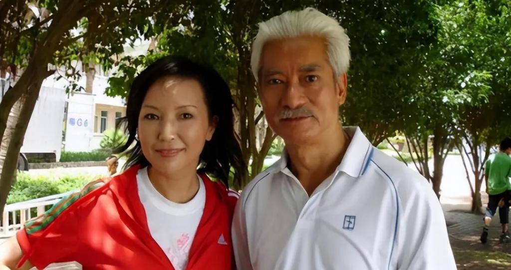 娱乐圈的4对“冷门夫妻”：看似八竿子打不着，太让人意外