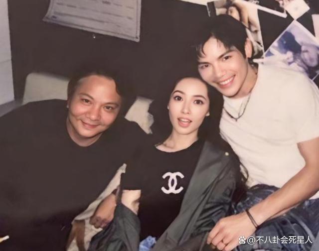 郭碧婷和一对子女，是向佐“洗白”的最好利器