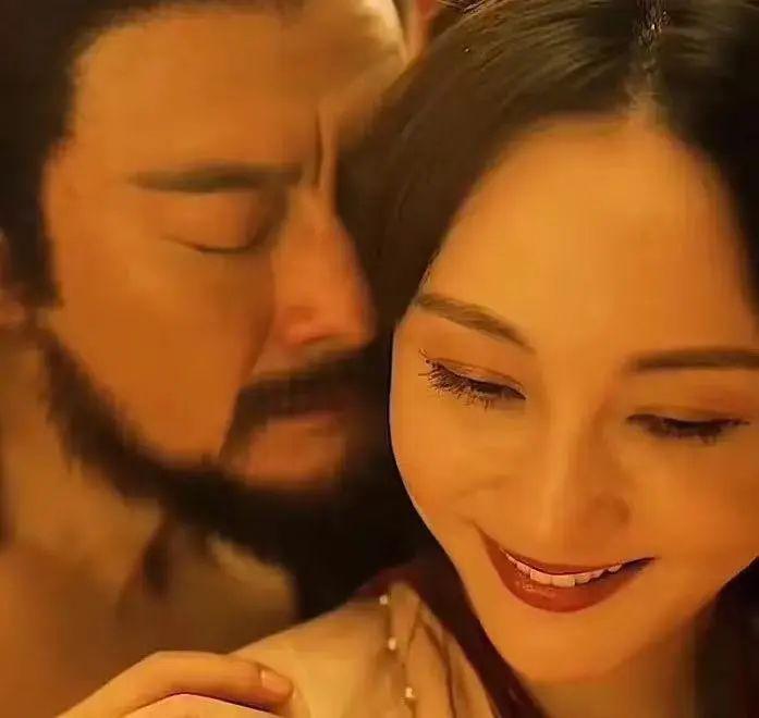 从小三风波到落魄贵妇，姚笛她值得