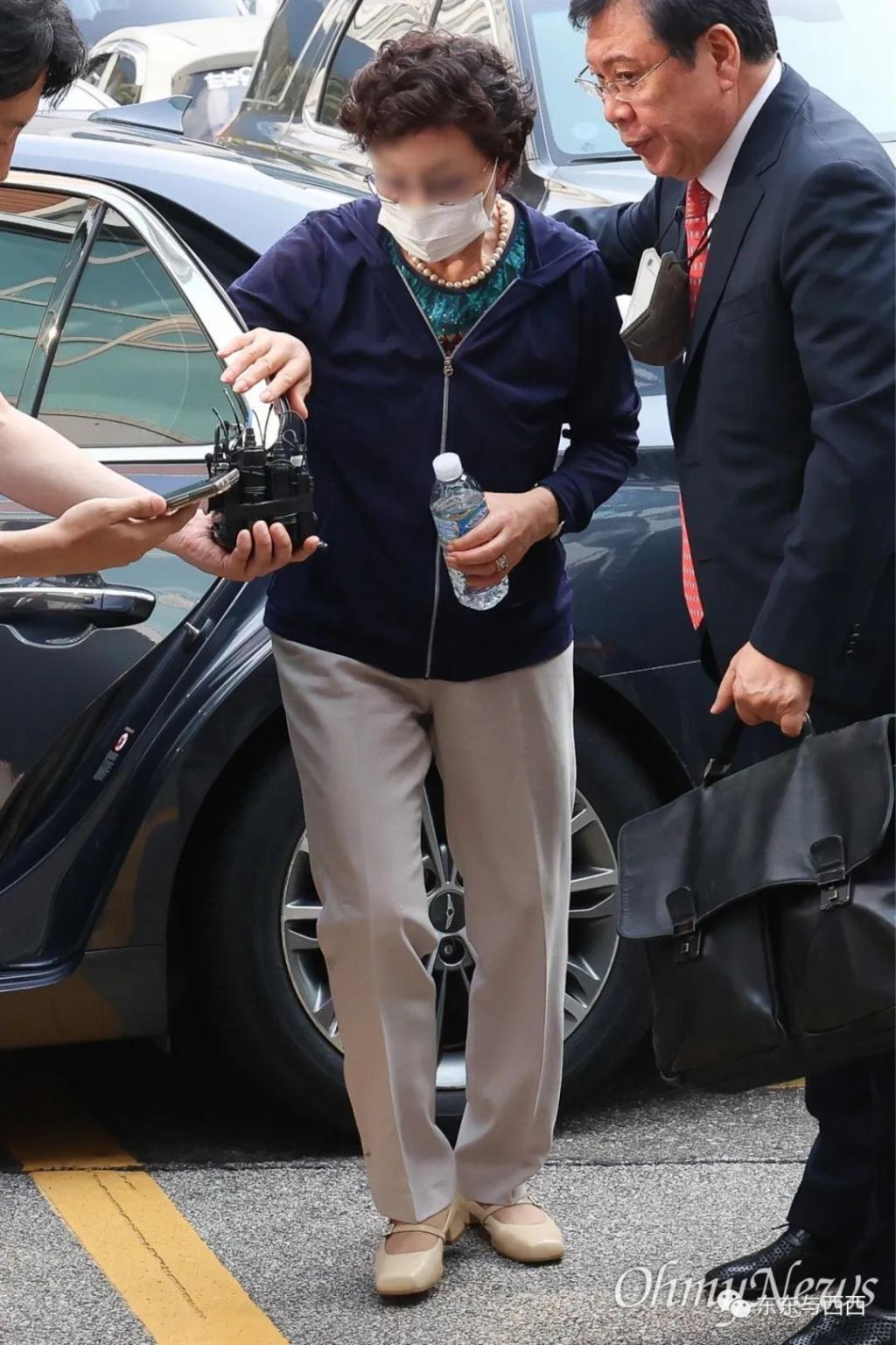 靠情趣酒店发家的韩国总统岳母被抓了，她的能力比女儿更狠