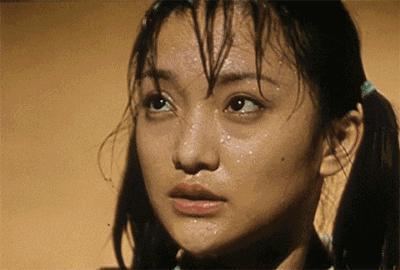 住热搜上的魏大勋，还是输给她