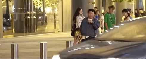 口碑爆了！赌一个暑期档冠军！