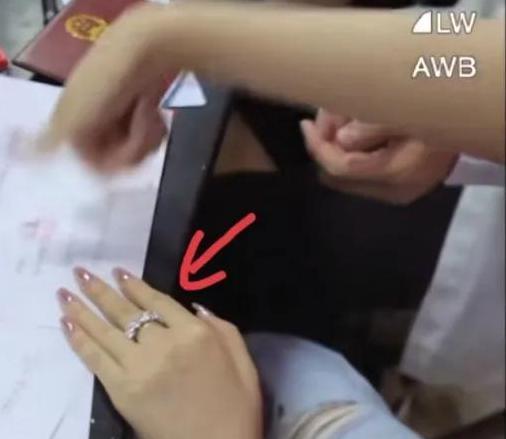 小三结婚，审判原配?
