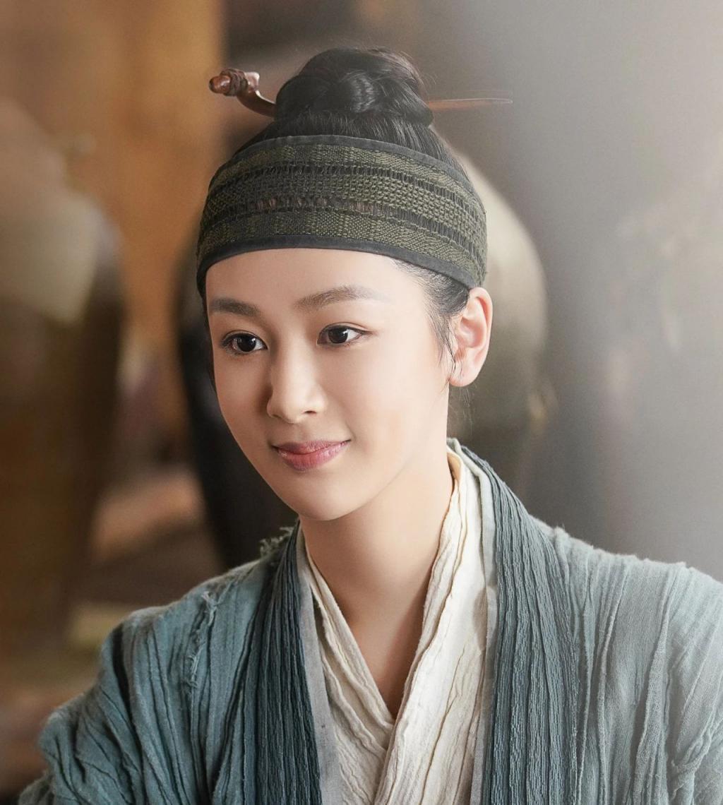 《长相思》首播：杨紫脸部状态欠佳，檀健次颜值高