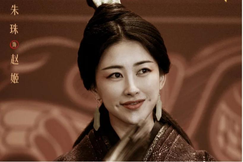 官宣！芒果台闺女嫁清华老师，要退圈带娃？