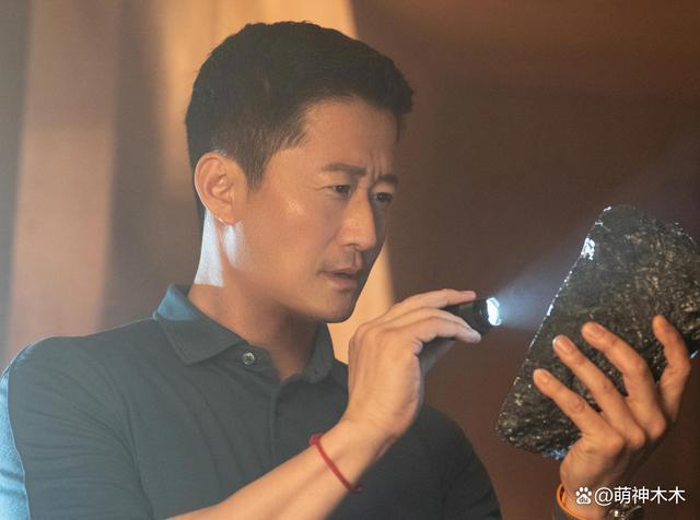 吴京老婆账号遭围攻，暑假档电影竞争激烈，新片还没上就打起来了