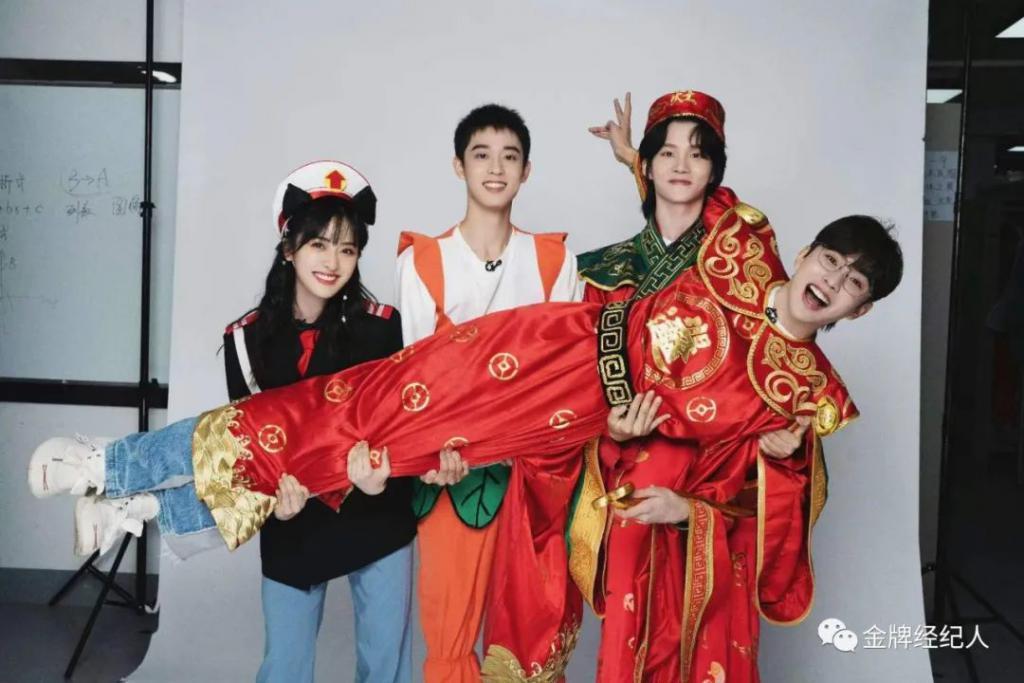熟人综艺：搏一搏，单车变摩托