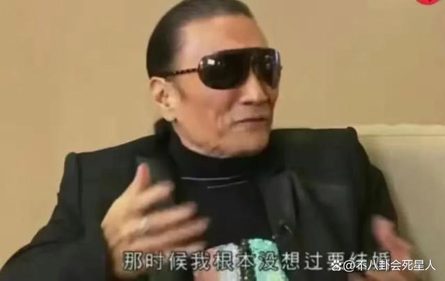 86岁谢贤被曝病危入院，五段情史风流成性，晚年很寂寞