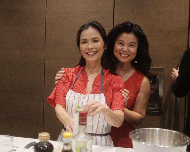 59岁韦唯回北京豪宅为25岁幼子庆生 被仨儿子簇拥