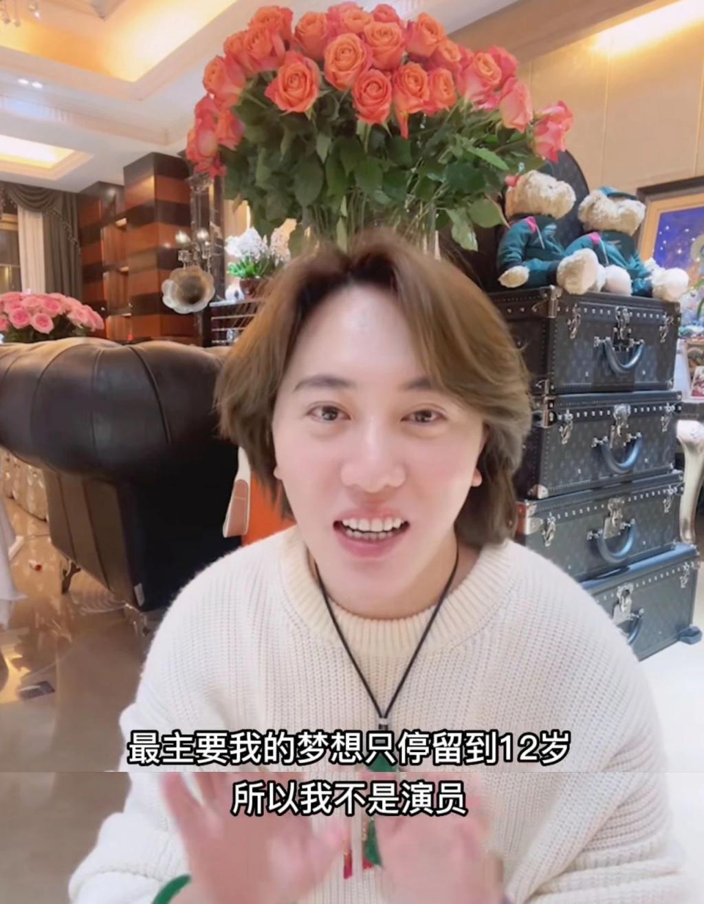 光7月份的资源就完虐明星，求求你别再说自己是网红了