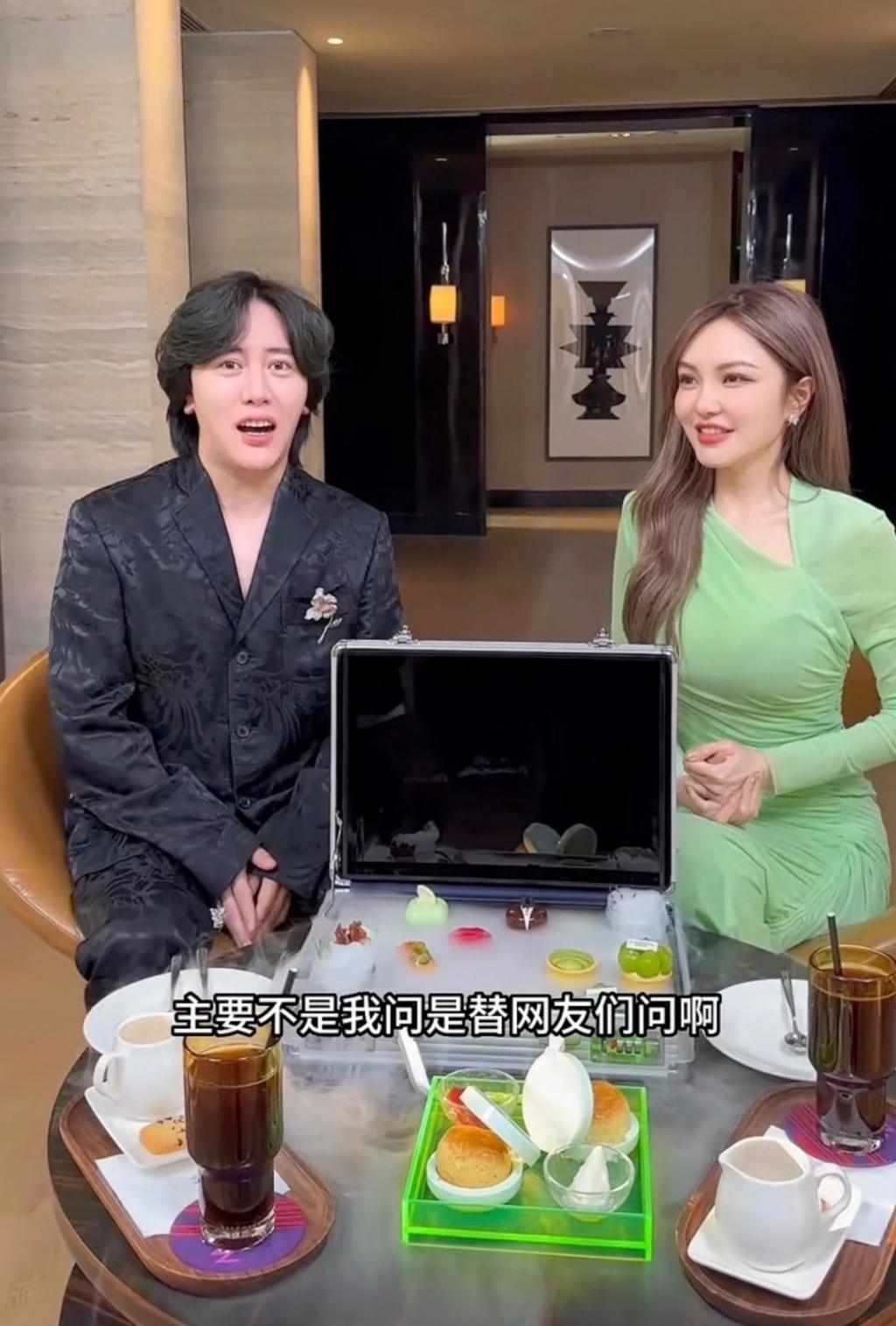 光7月份的资源就完虐明星，求求你别再说自己是网红了