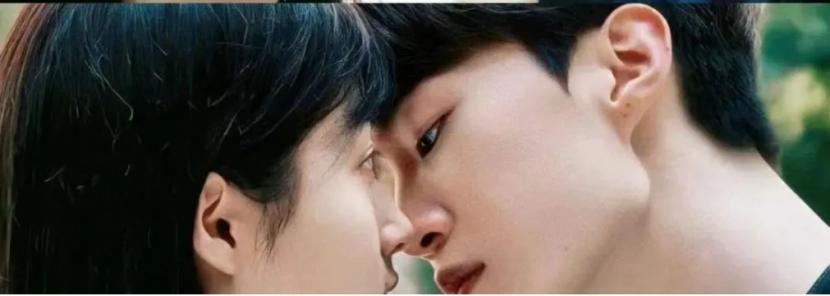 关晓彤，演技炸裂？！央妈出手，果然够稳