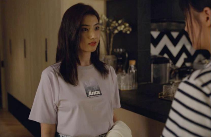 关晓彤，演技炸裂？！央妈出手，果然够稳