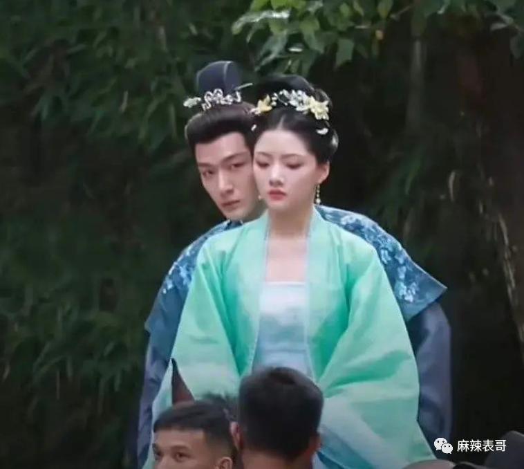 杨紫这次能一拖四吗？