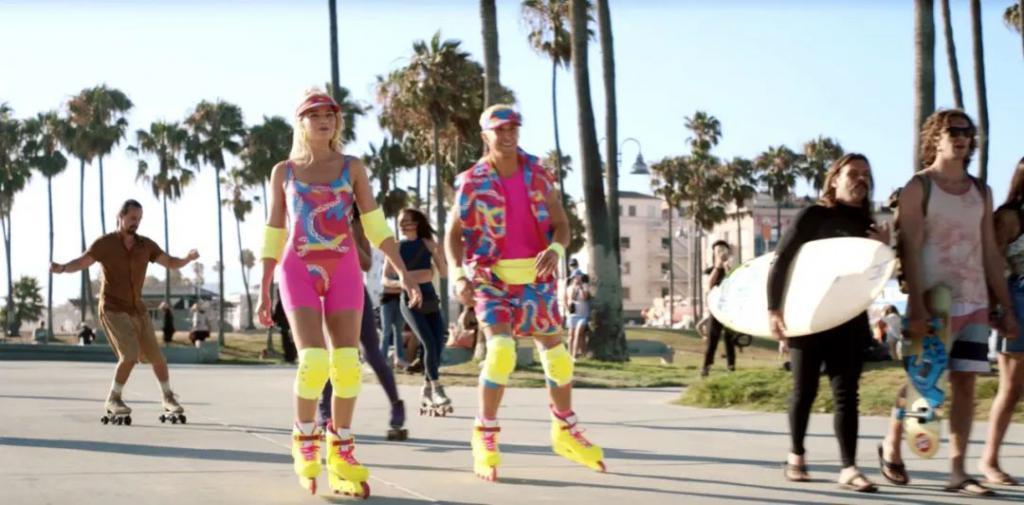 看芭比的,男人都睡着了,女人都感动了,而我哭了……