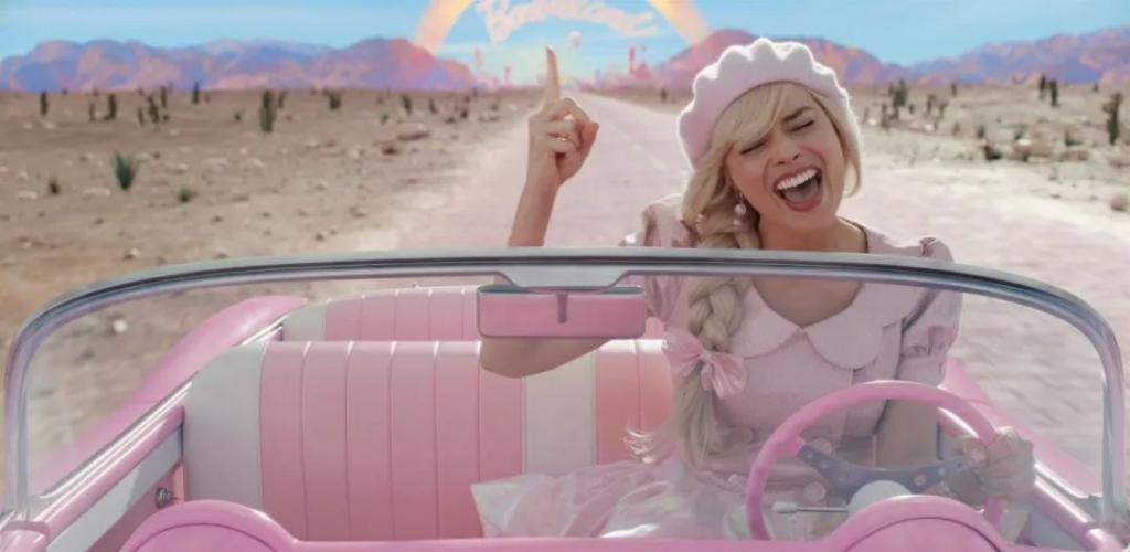 看芭比的,男人都睡着了,女人都感动了,而我哭了……