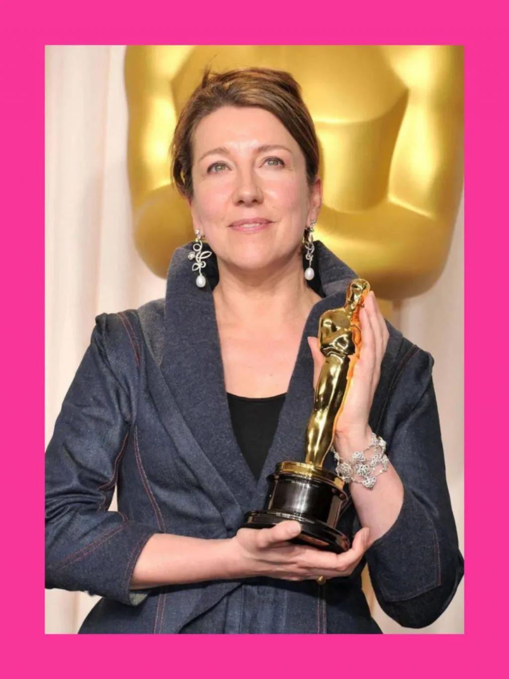 看芭比的,男人都睡着了,女人都感动了,而我哭了……