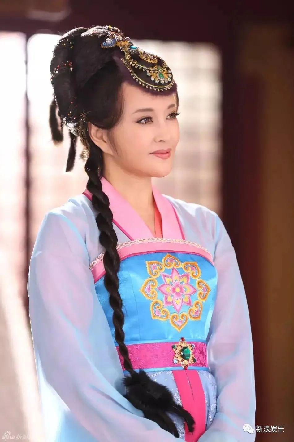 最可怕的不是她70岁演少女