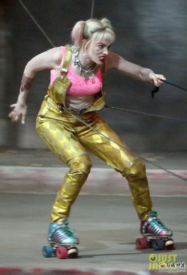 靠脸上热搜？你知道她们多拼吗？