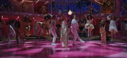 被全球抵制，刷一星，她还是爆了