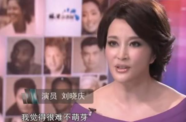公开离婚!强行扮嫩,又勾搭上已婚男演员?