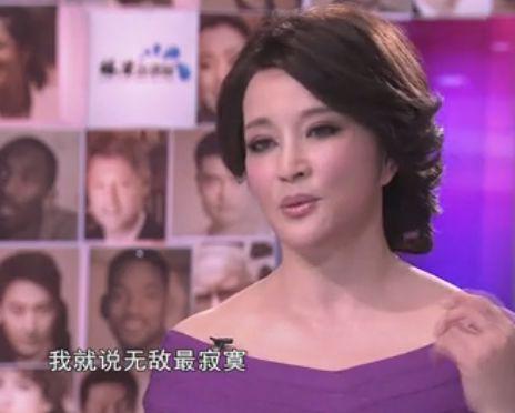 公开离婚!强行扮嫩,又勾搭上已婚男演员?