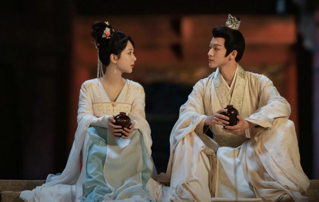 《长相思》杨紫都自身难保了，待爆帝们的表现还怎么拉……