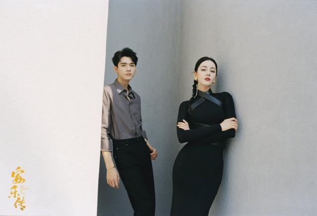 迪丽热巴龚俊拍大片超养眼 俊男美女玩壁咚又A又飒