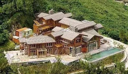 梁洛施与李泽楷复合真还是假？她到底现在过得怎么样？