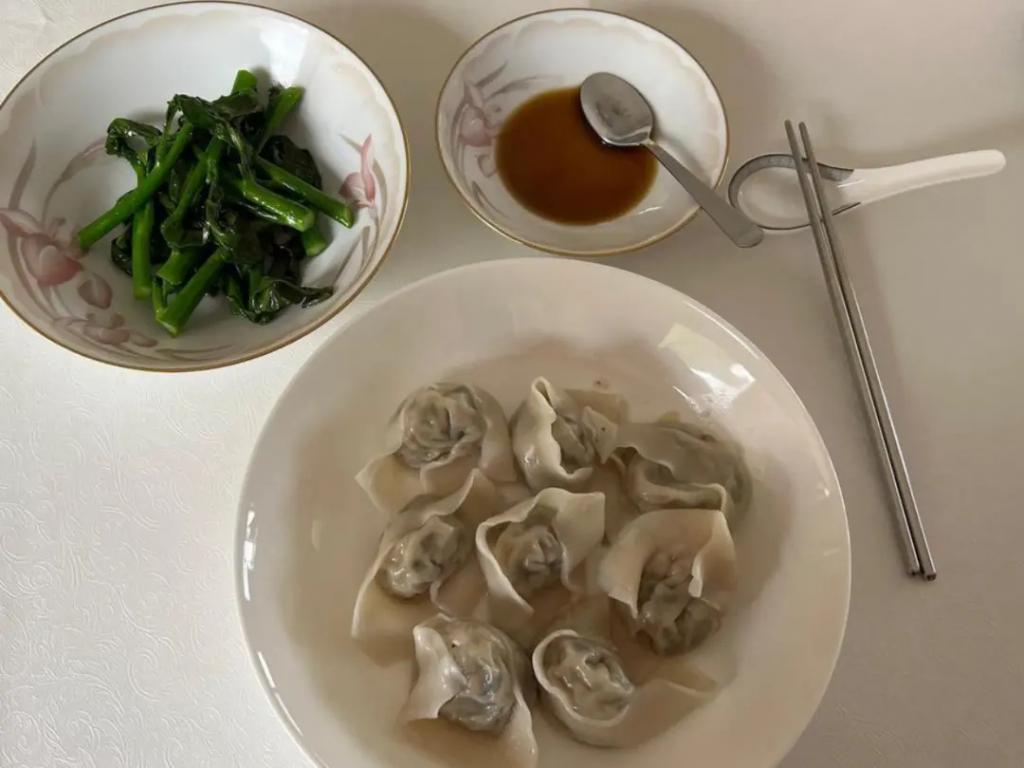 梁洛施与李泽楷复合真还是假？她到底现在过得怎么样？