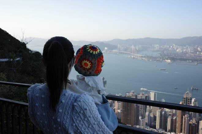 张馨月带3岁格格回爷爷家，林峰爸妈对孙女十分宠爱