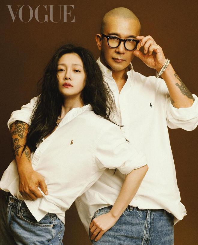 汪小菲一家被偶遇：儿子沉迷平板 女儿微胖体态差