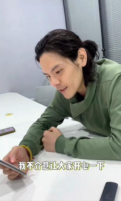 向佐回复“郭碧婷老公不回家”留言 称我天天都回家