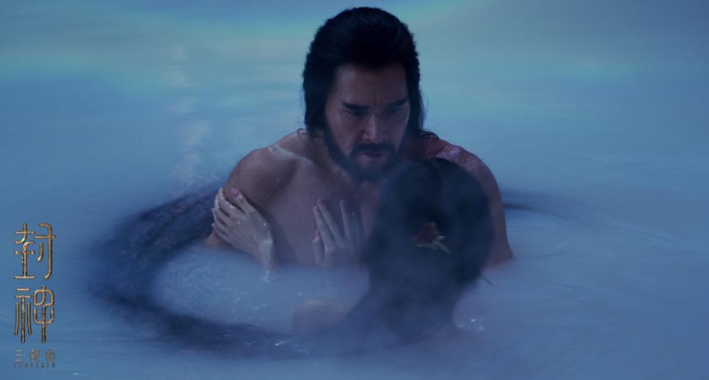 再红的顶流，身子也还是被看光了？