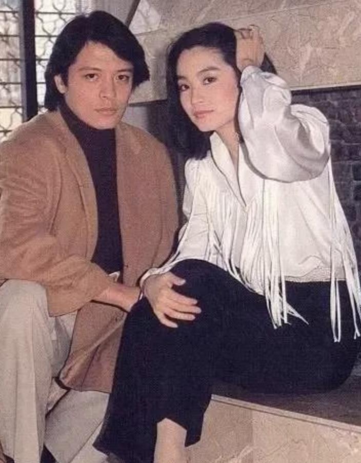 再红的顶流，身子也还是被看光了？