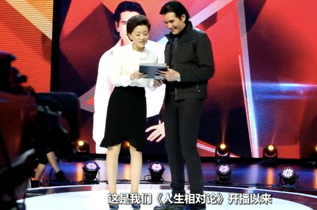 再红的顶流，身子也还是被看光了？