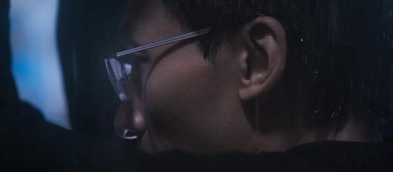 疯了，这下他无缘内地银幕