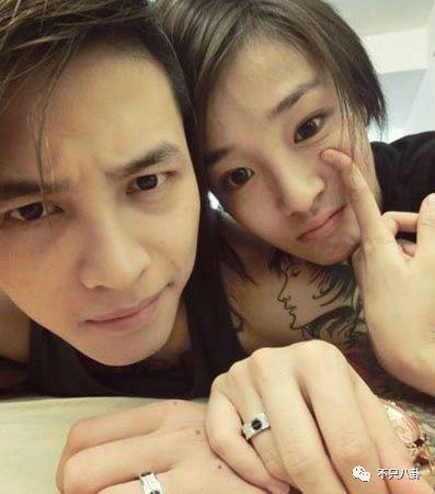 他俩居然还没分手？女方被吐槽有点恋爱脑了