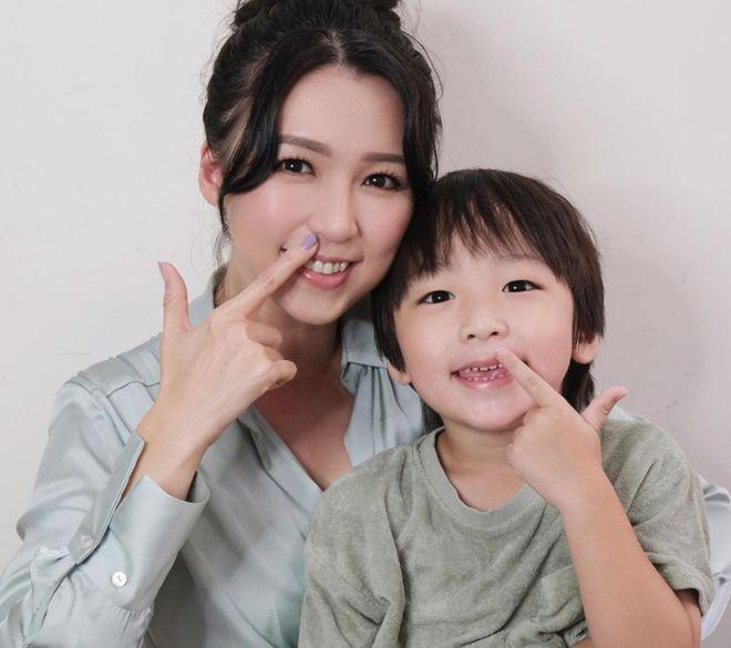 女星宣布二胎得子！高龄打100针保胎，太痛苦考虑切子宫