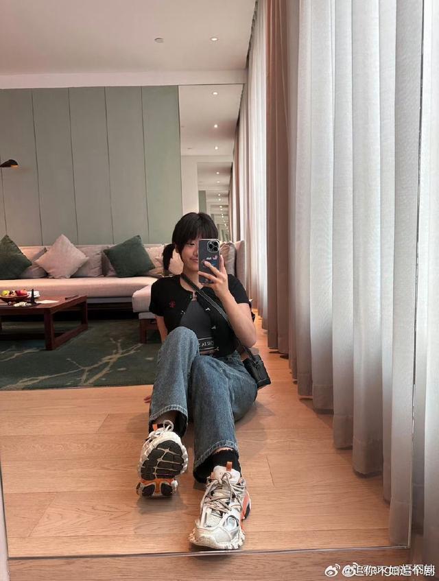 感情好好！曹格儿子和贾静雯女儿互发对方照片