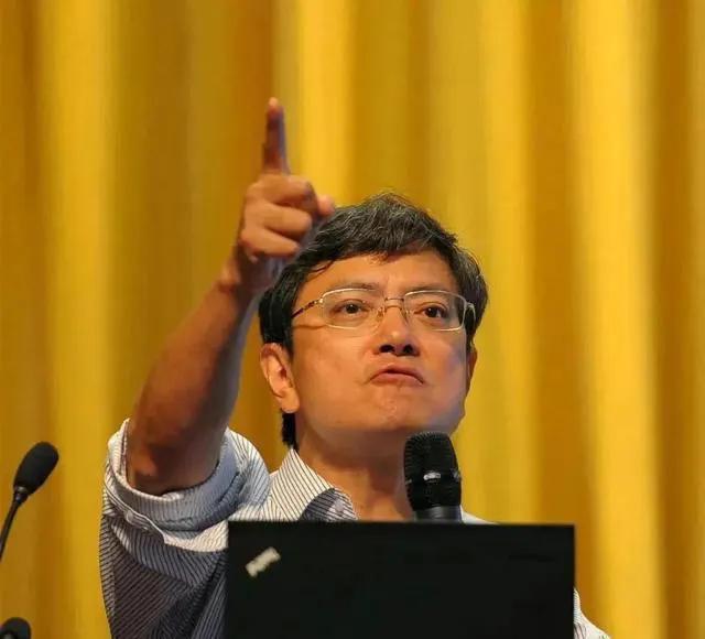 杨丽萍大尺度舞蹈再引发强烈质疑