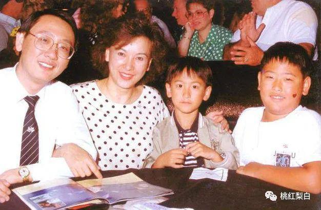 被逼嫁给债主，她的人生反而开挂了？