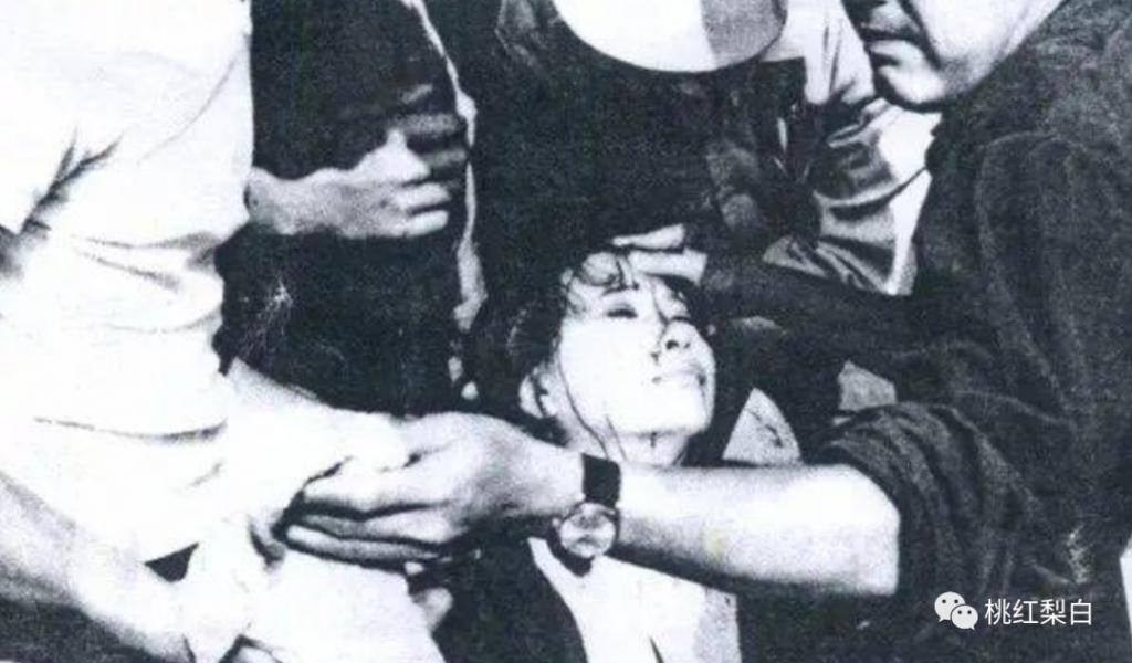 被逼嫁给债主，她的人生反而开挂了？
