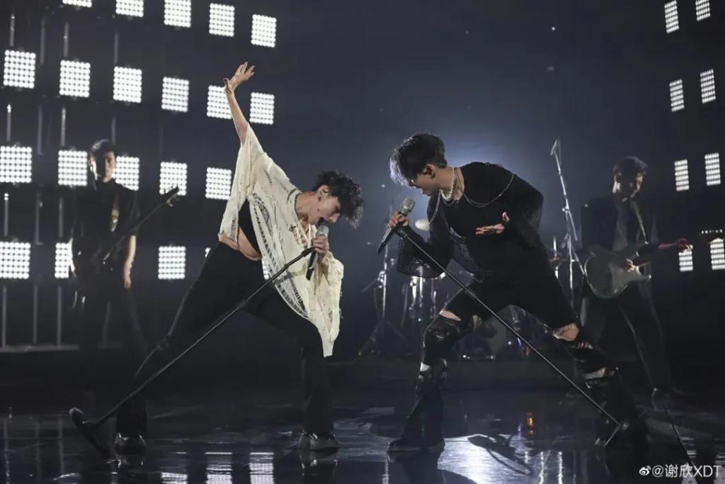 《浪姐4》最飒的女人，怀胎8月仍上台演出，金星赞不绝口